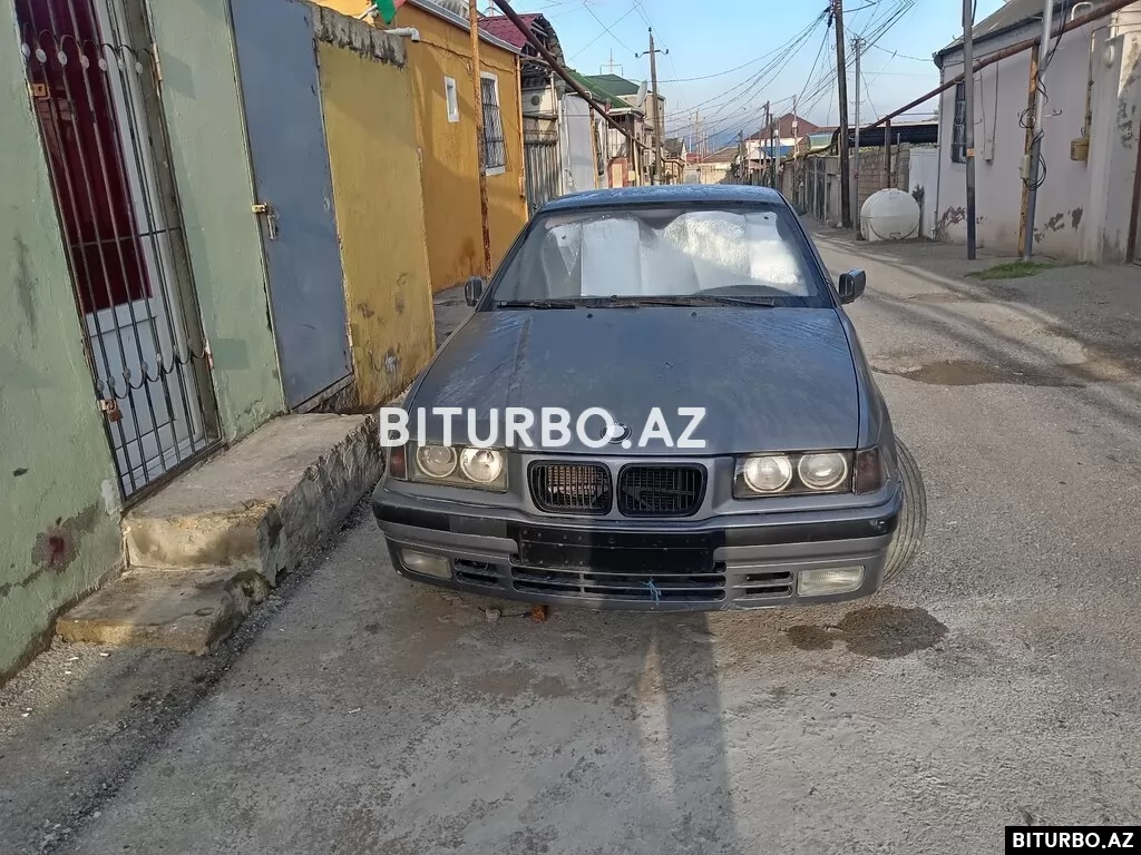 BMW 318