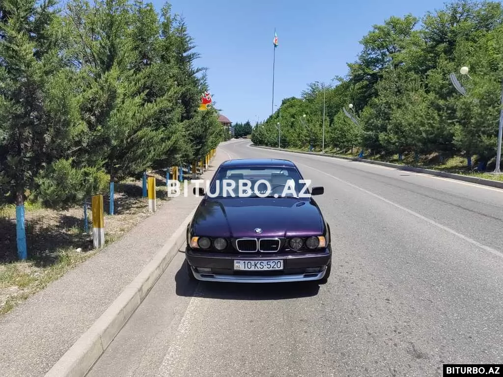 BMW 525