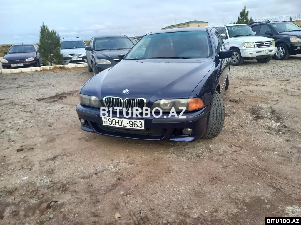 BMW 528