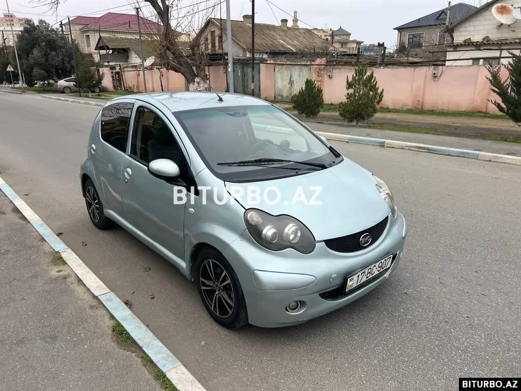 BYD F0