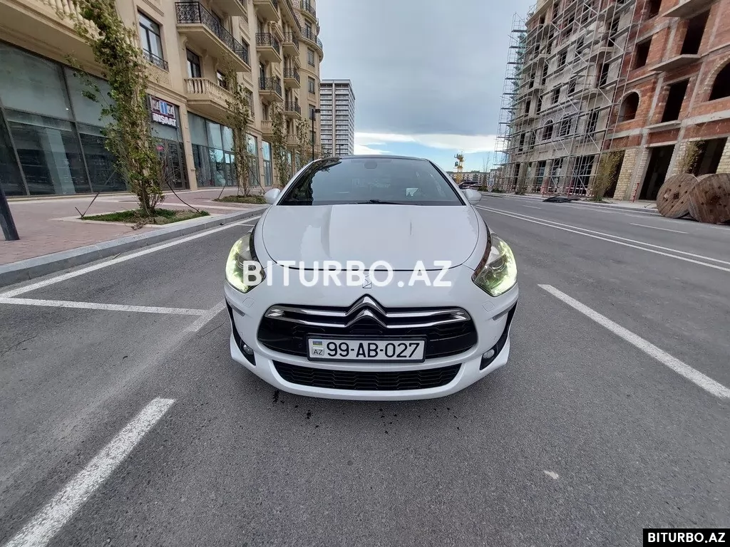 Citroen DS5