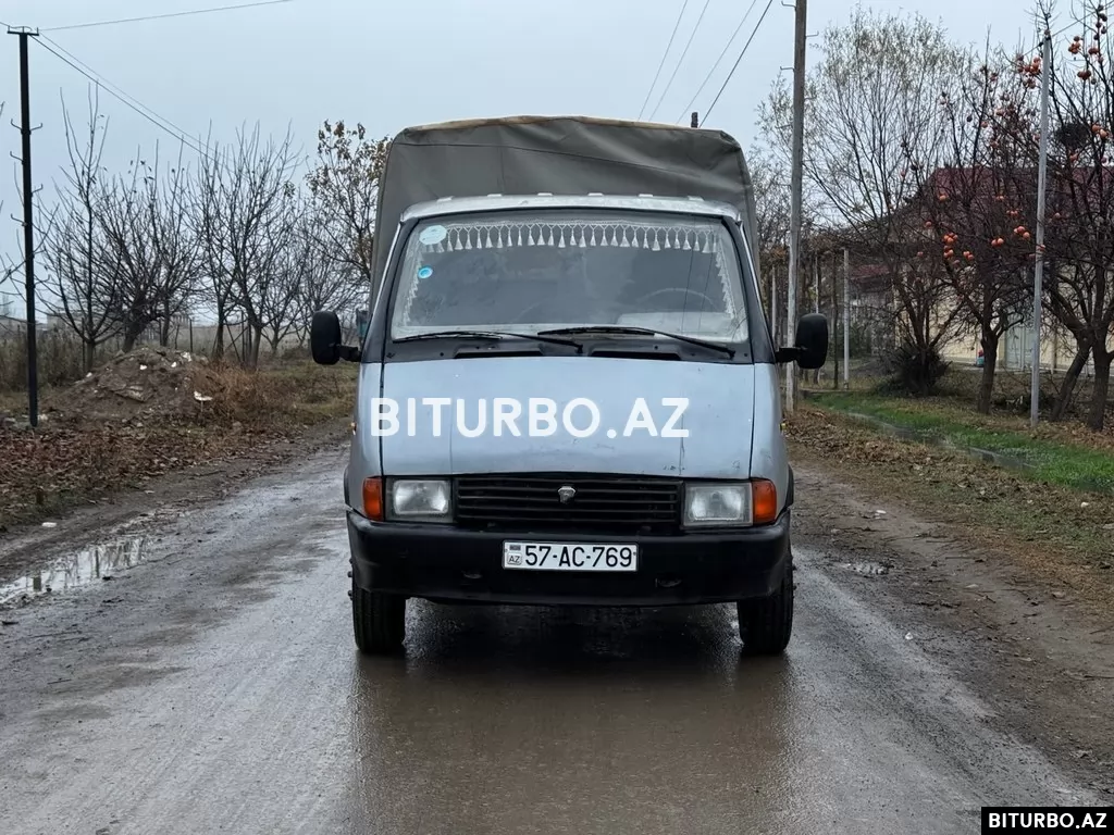GAZ 2705