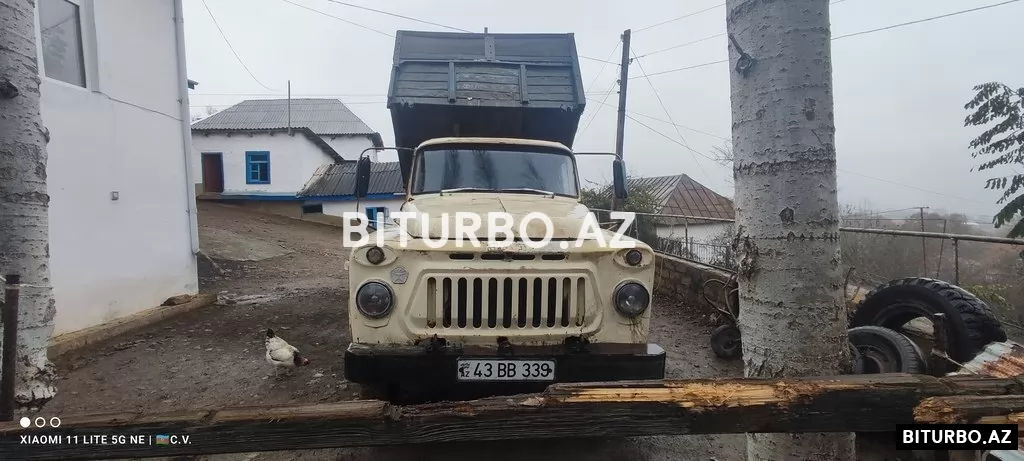 GAZ 53
