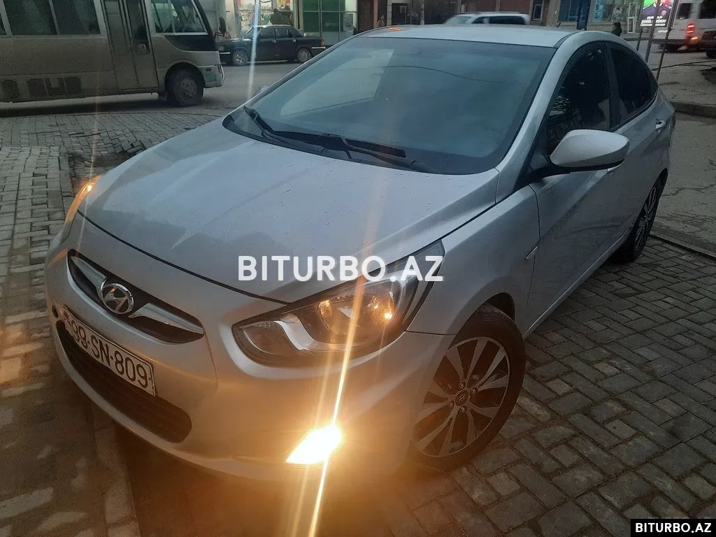 Hyundai Accent