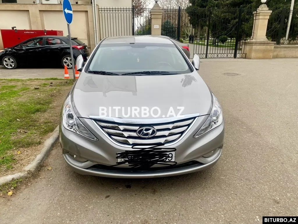 Hyundai Sonata