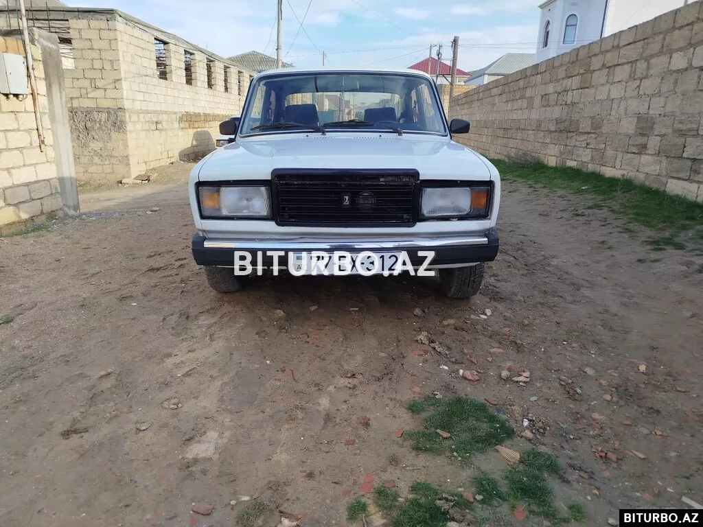 LADA (VAZ) 2107
