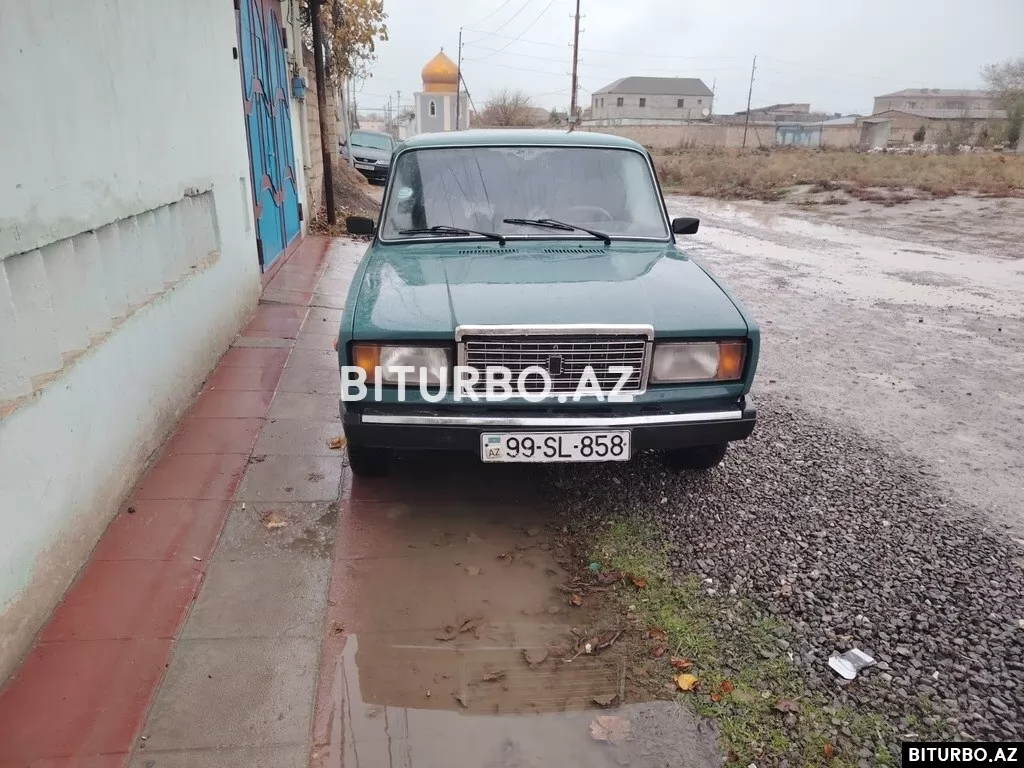 LADA (VAZ) 2107