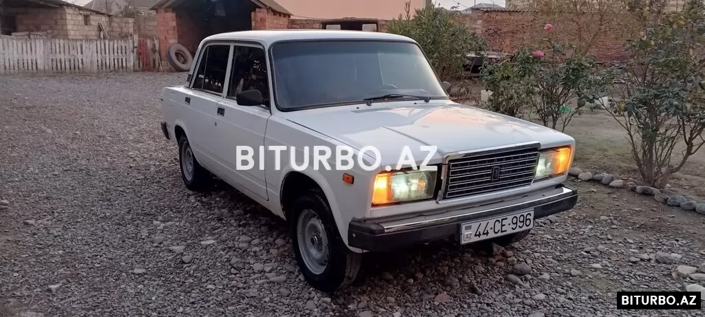 LADA (VAZ) 2107