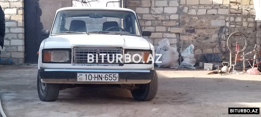 LADA (VAZ) 2107