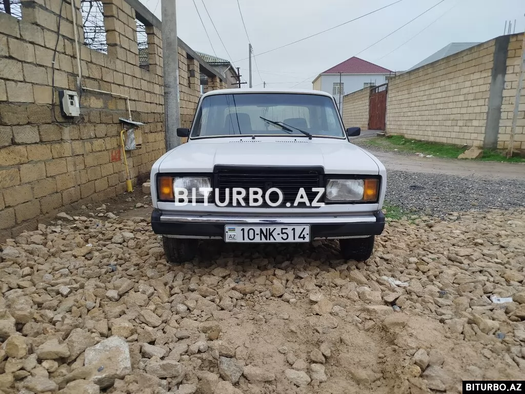 LADA (VAZ) 2107