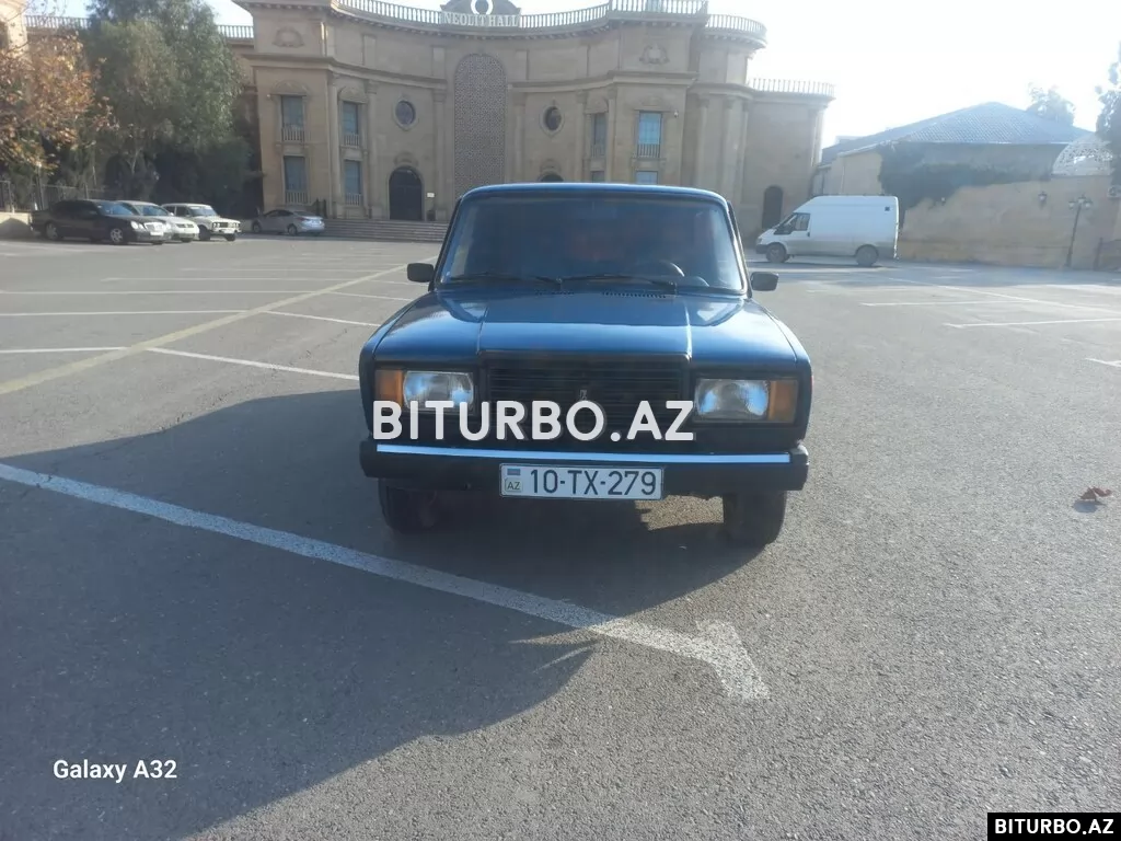 LADA (VAZ) 2107