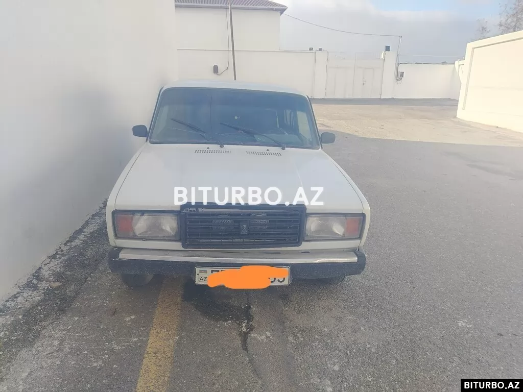 LADA (VAZ) 2107