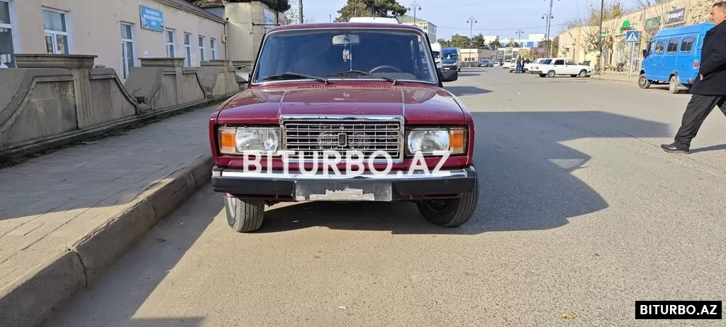 LADA (VAZ) 2107