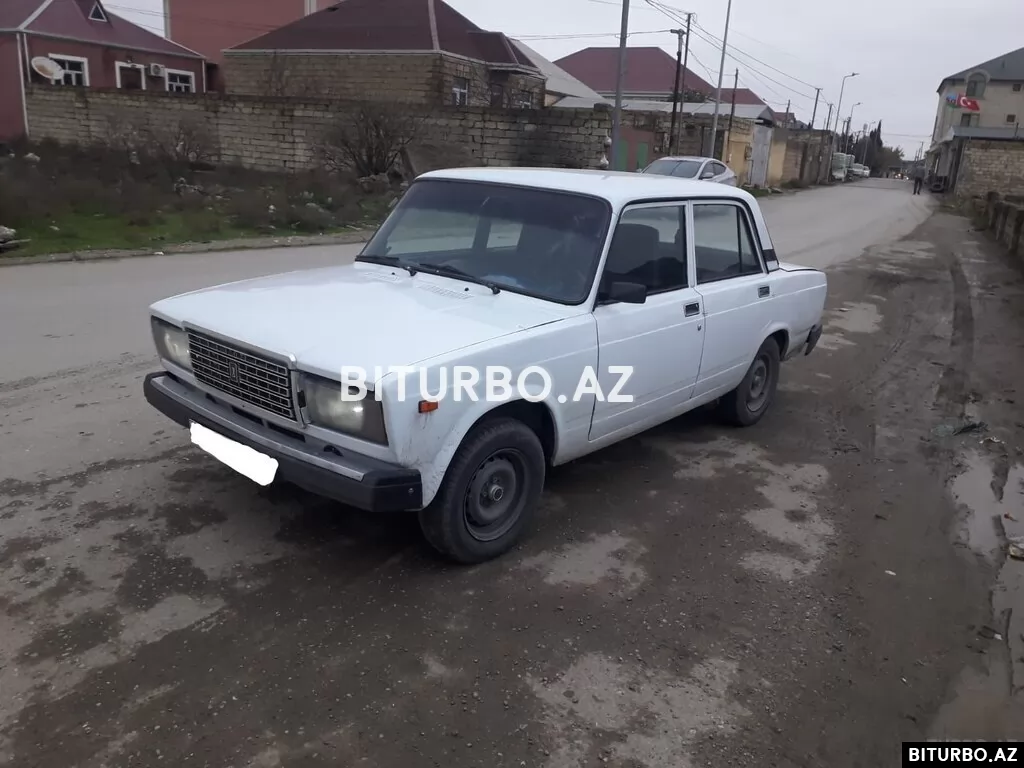 LADA (VAZ) 2107