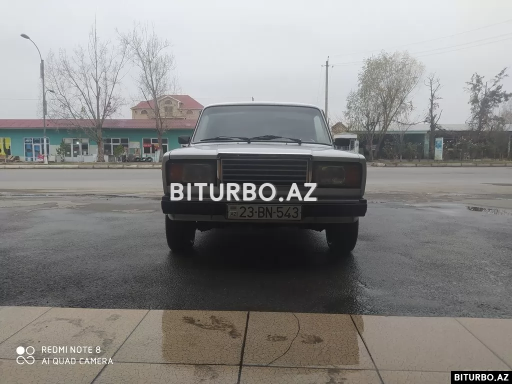 LADA (VAZ) 2107