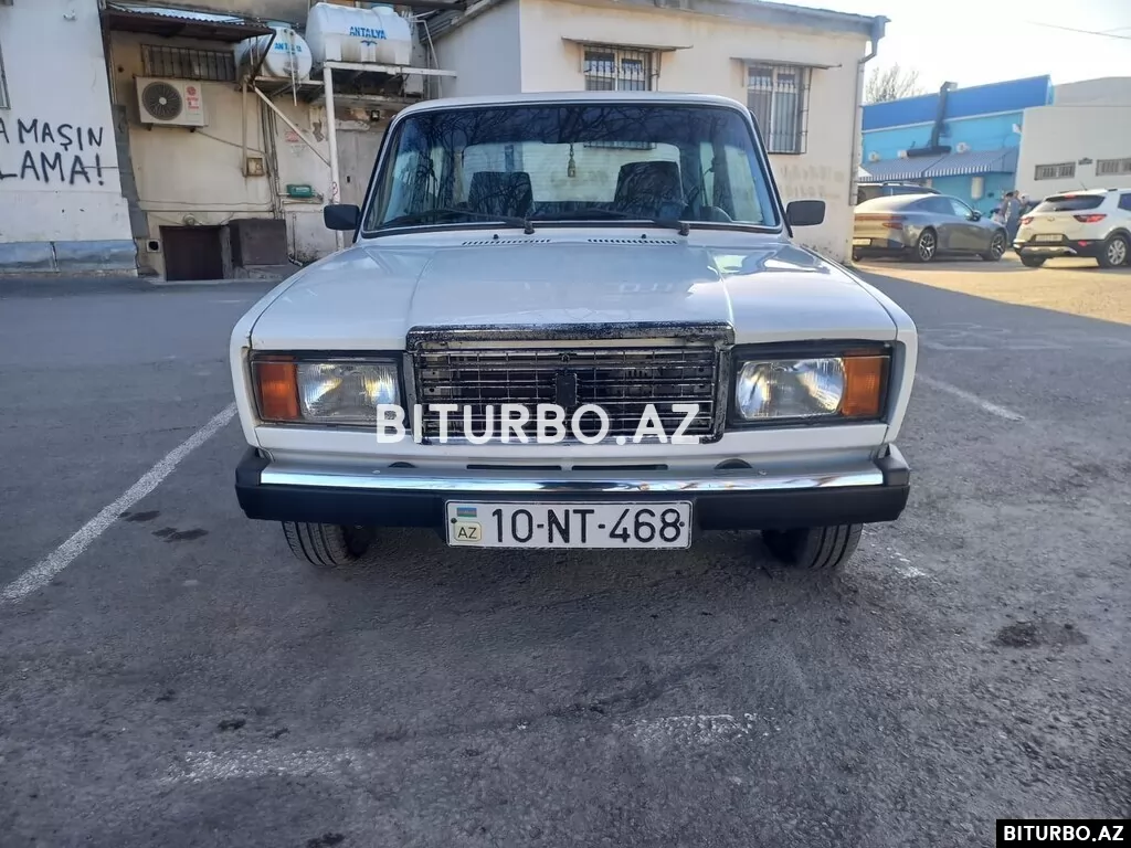 LADA (VAZ) 2107