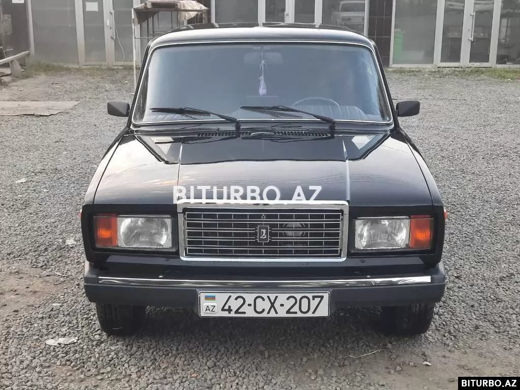LADA (VAZ) 2107