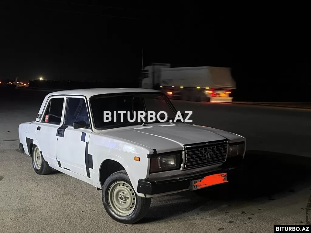 LADA (VAZ) 2107