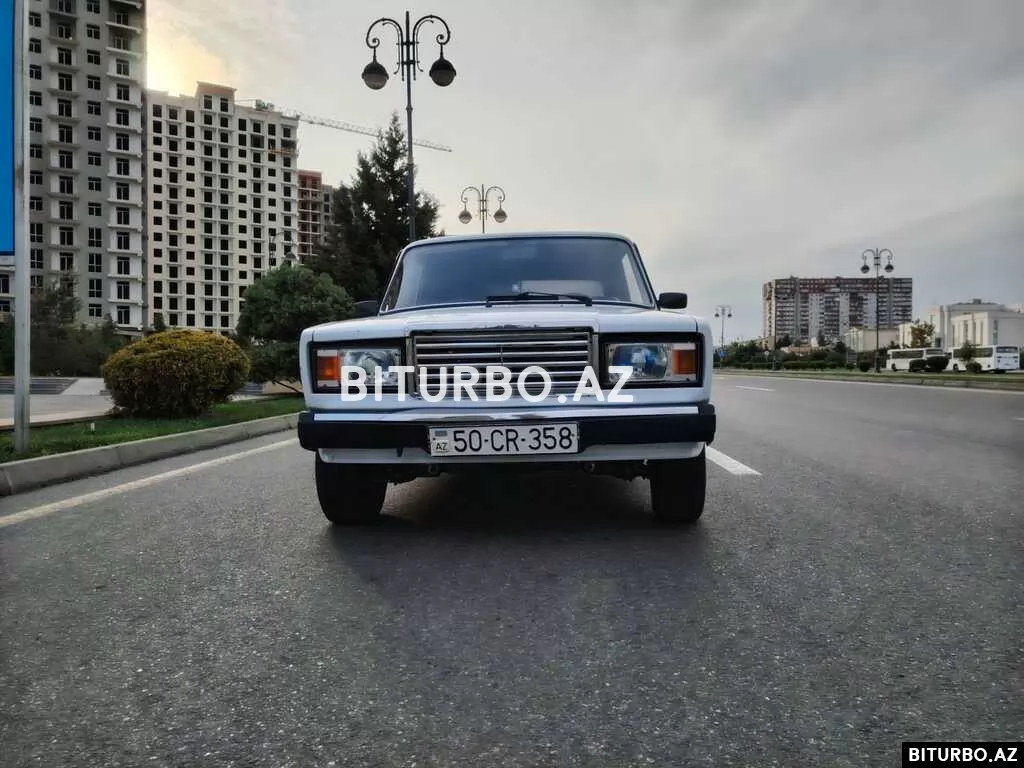 LADA (VAZ) 2107