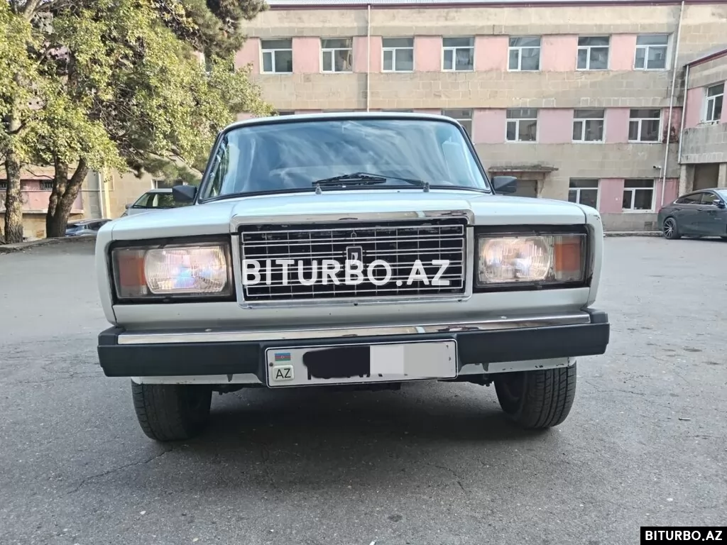LADA (VAZ) 2107