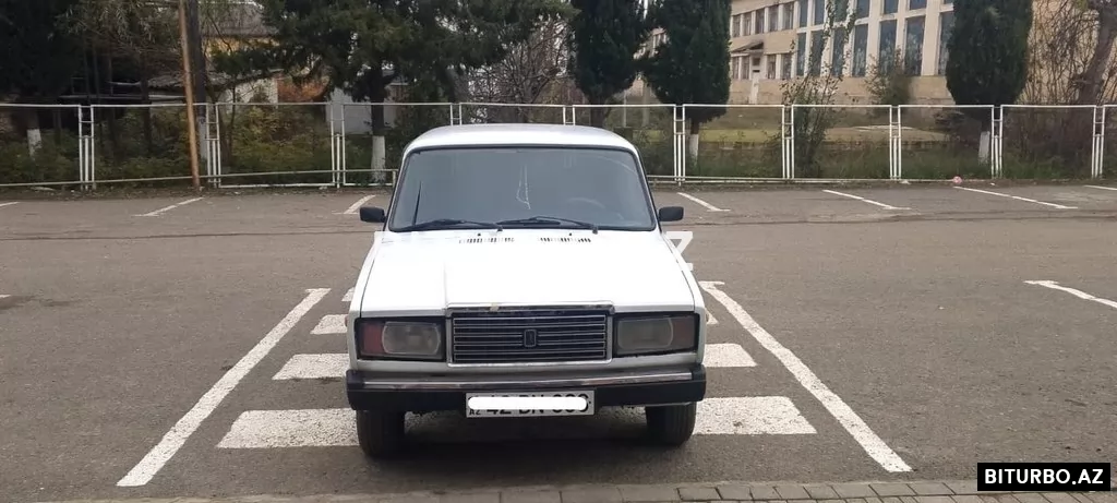 LADA (VAZ) 2107