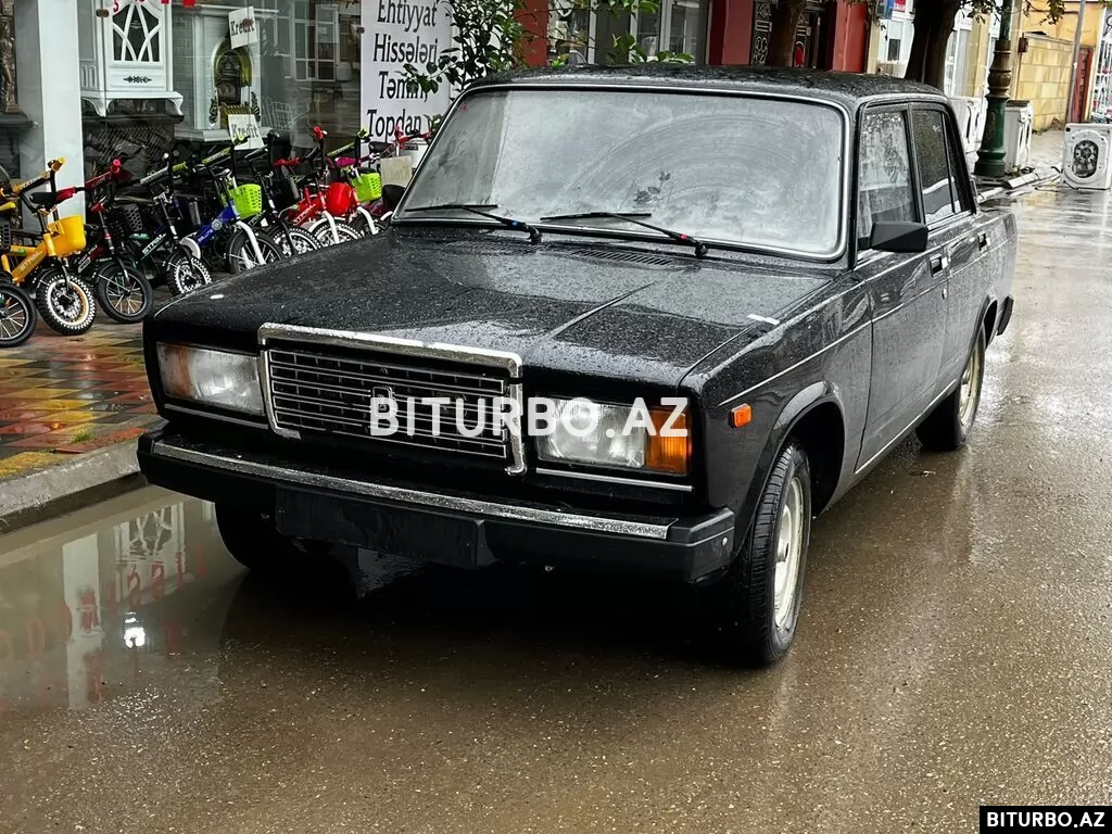 LADA (VAZ) 2107