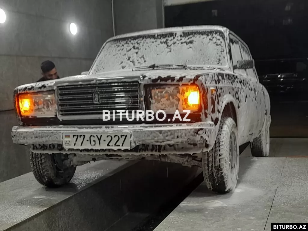 LADA (VAZ) 2107