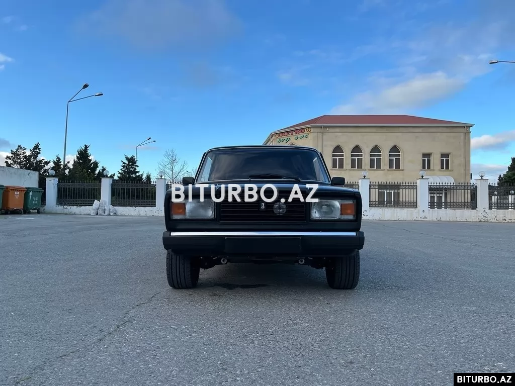 LADA (VAZ) 2107