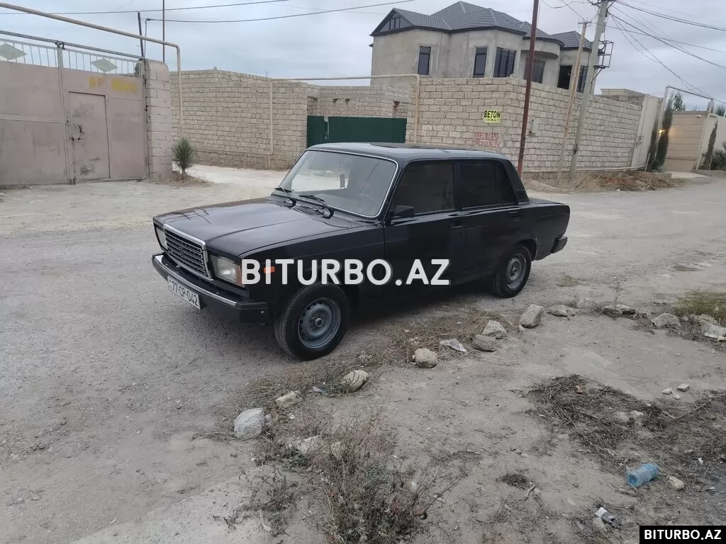 LADA (VAZ) 2107
