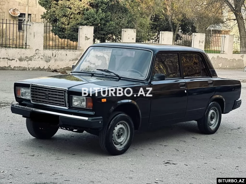 LADA (VAZ) 2107