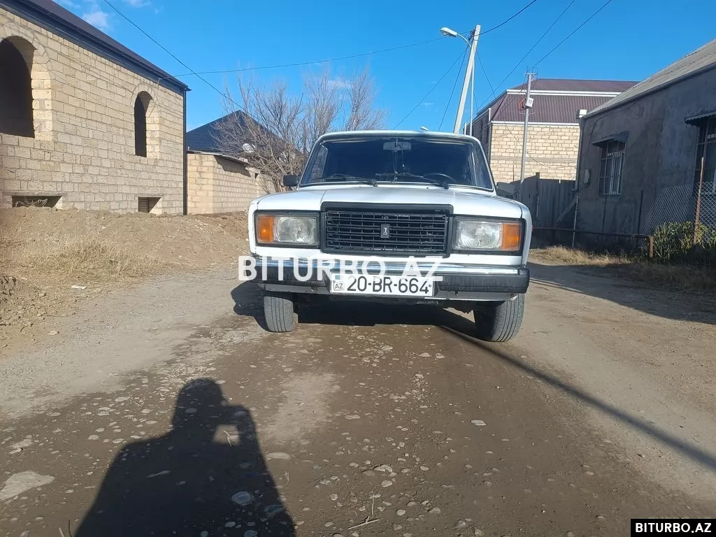 LADA (VAZ) 2107