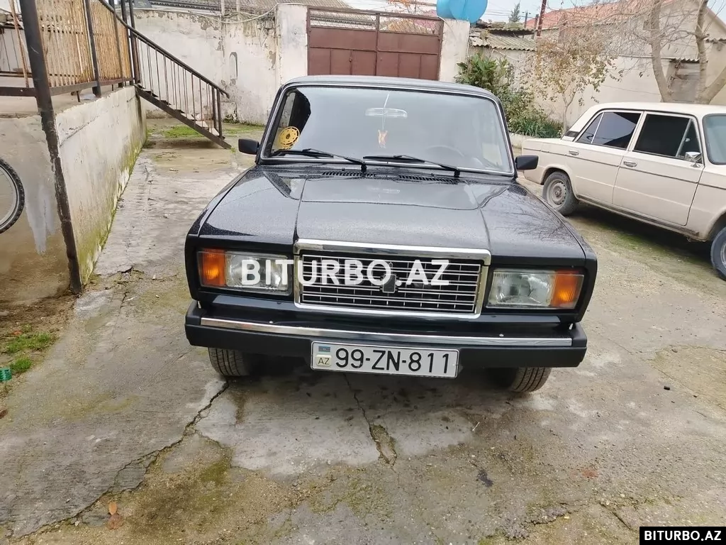 LADA (VAZ) 2107