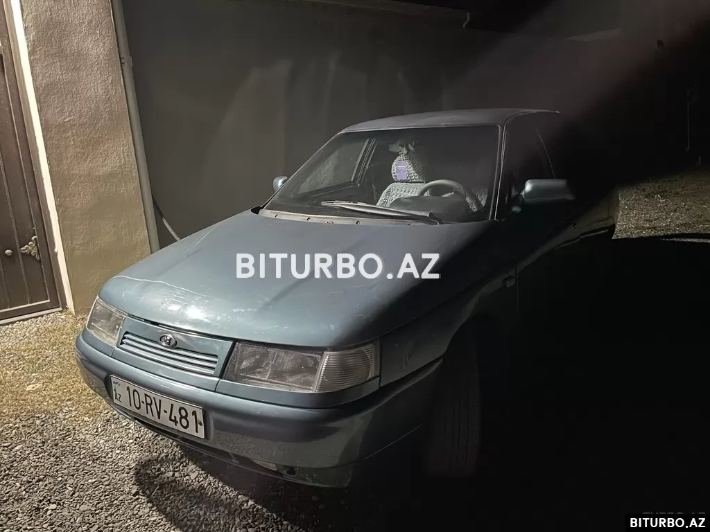 LADA (VAZ) 2112
