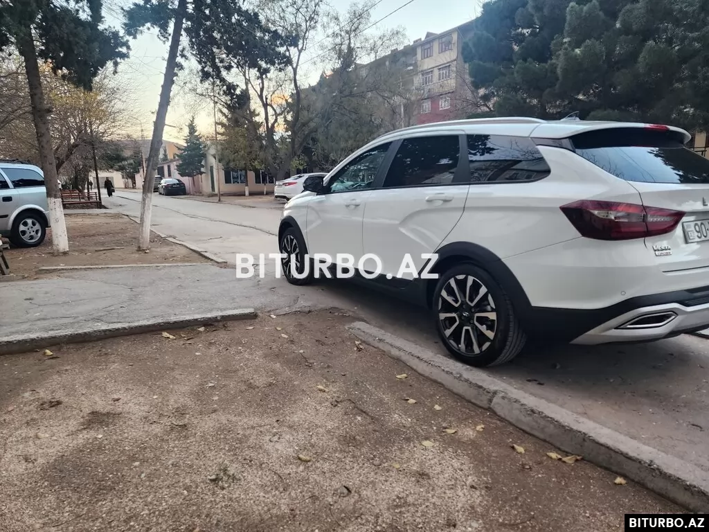 LADA (VAZ) Vesta SW Cross