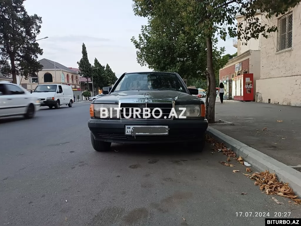 Mercedes 190