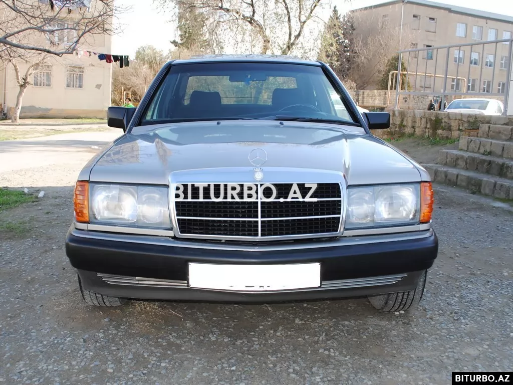 Mercedes 190