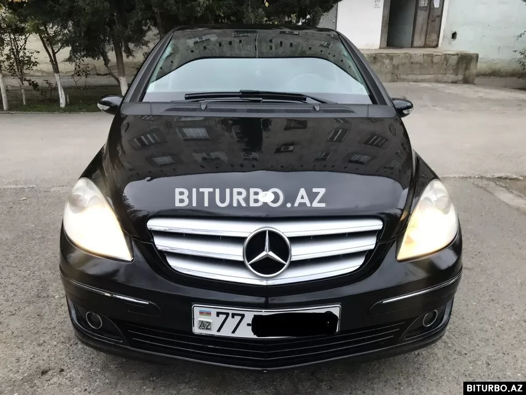 Mercedes B 180