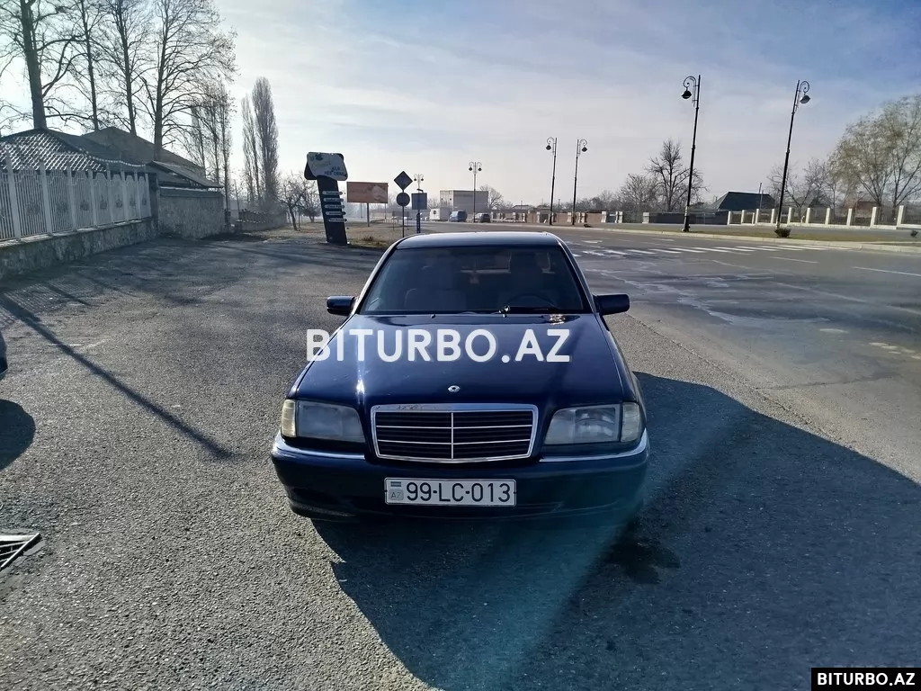 Mercedes C 180