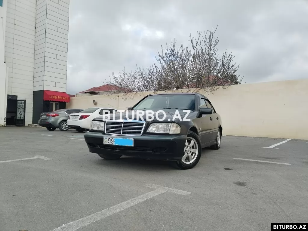 Mercedes C 180