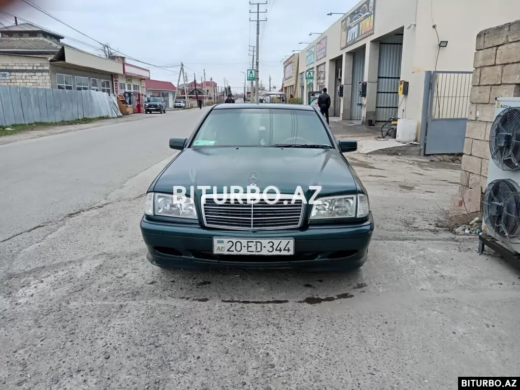 Mercedes C 180