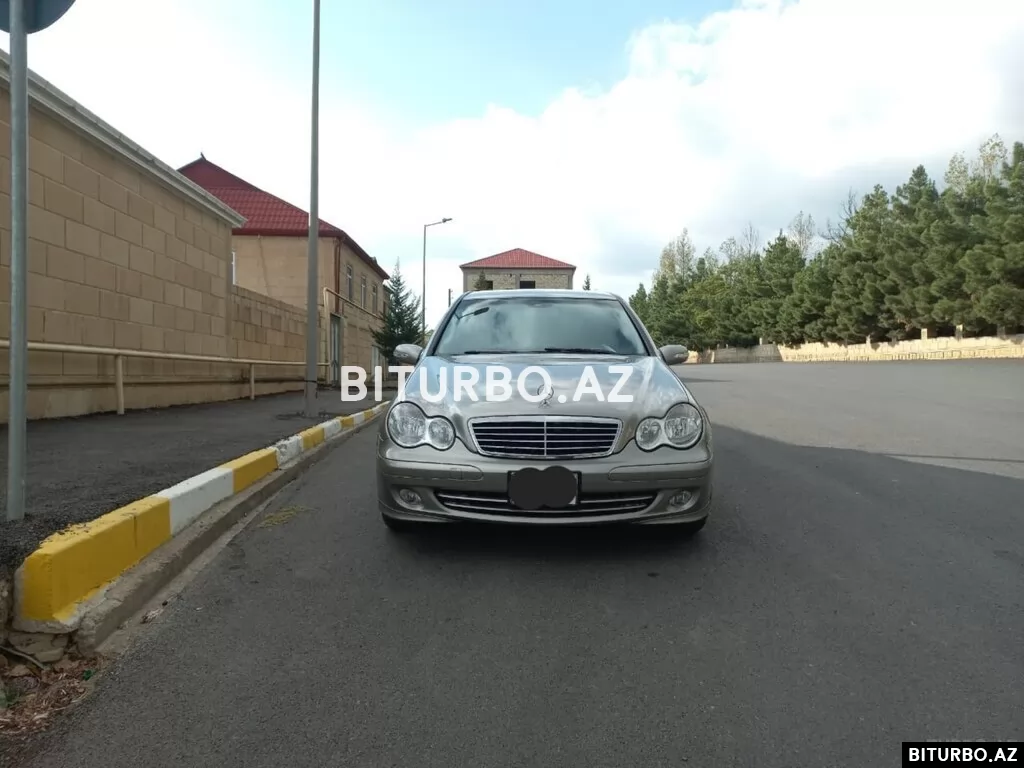Mercedes C 200