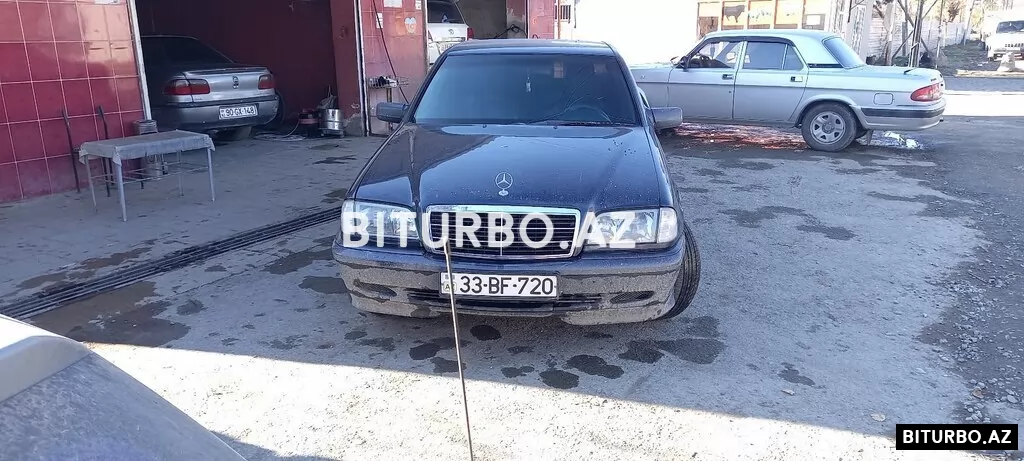 Mercedes C 200