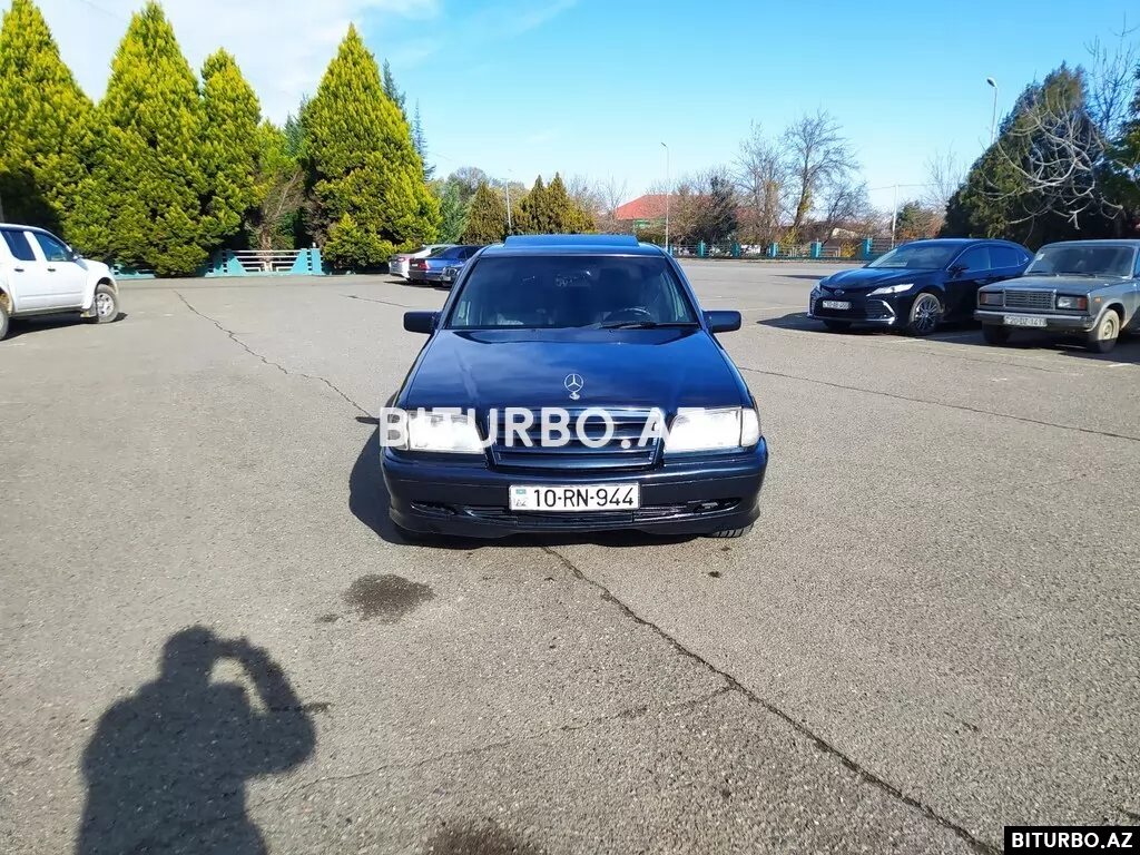 Mercedes C 220