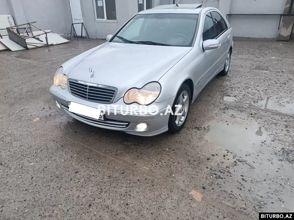 Mercedes C 240