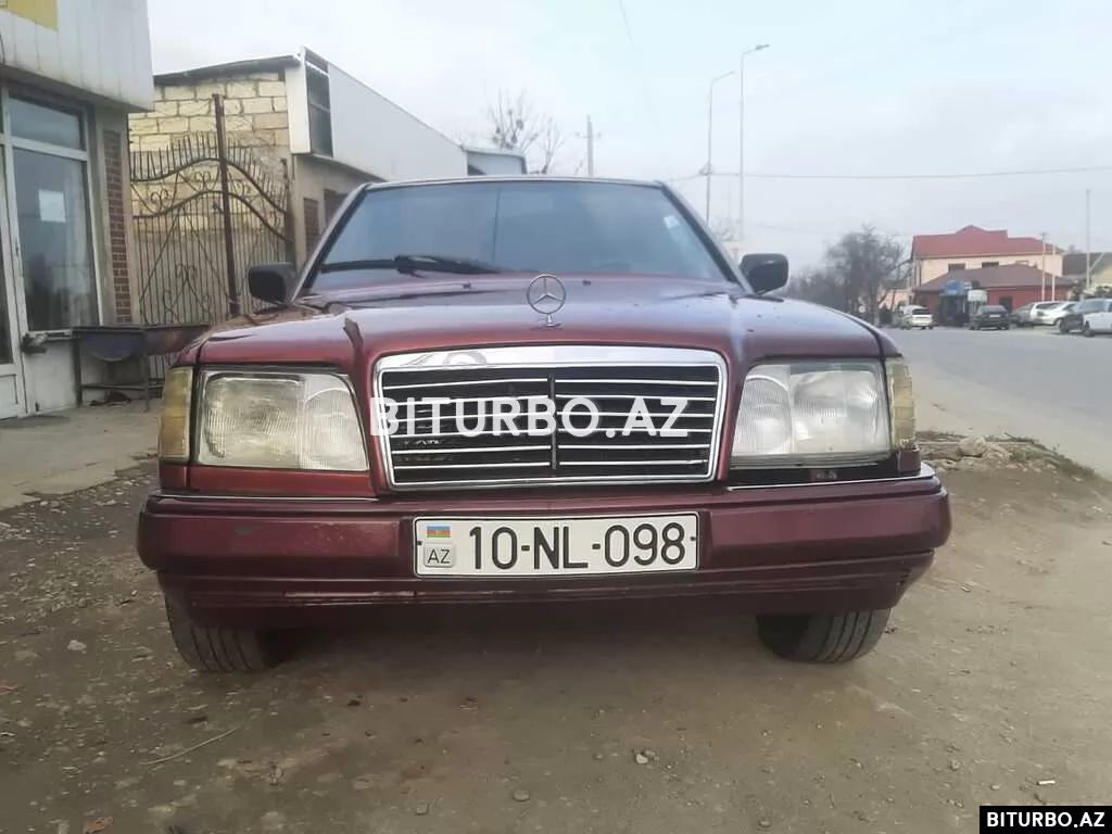 Mercedes E 220