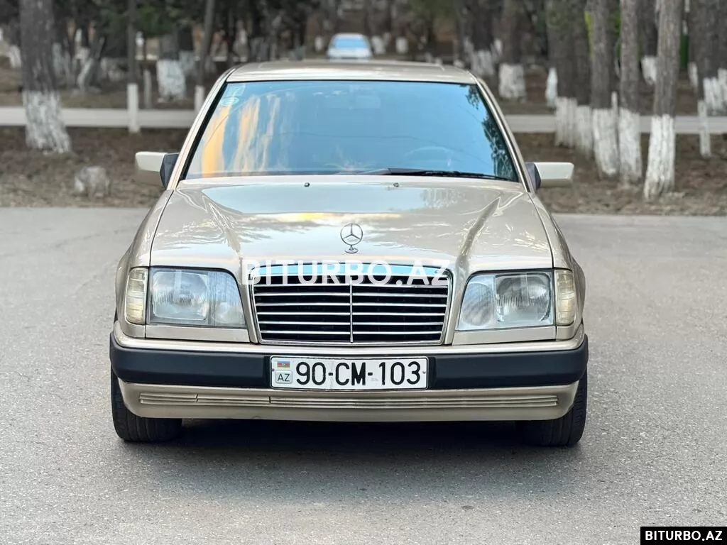 Mercedes E 220