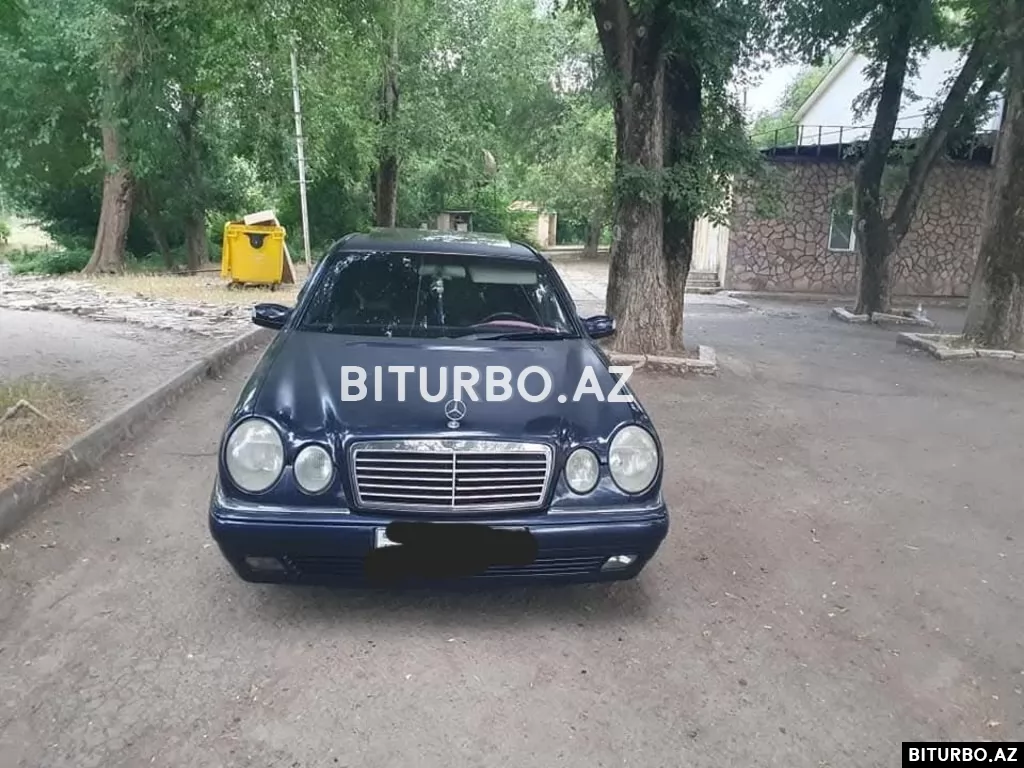 Mercedes E 240