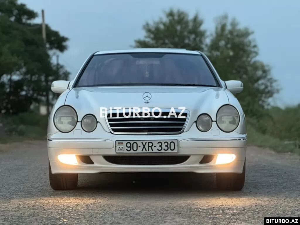 Mercedes E 270