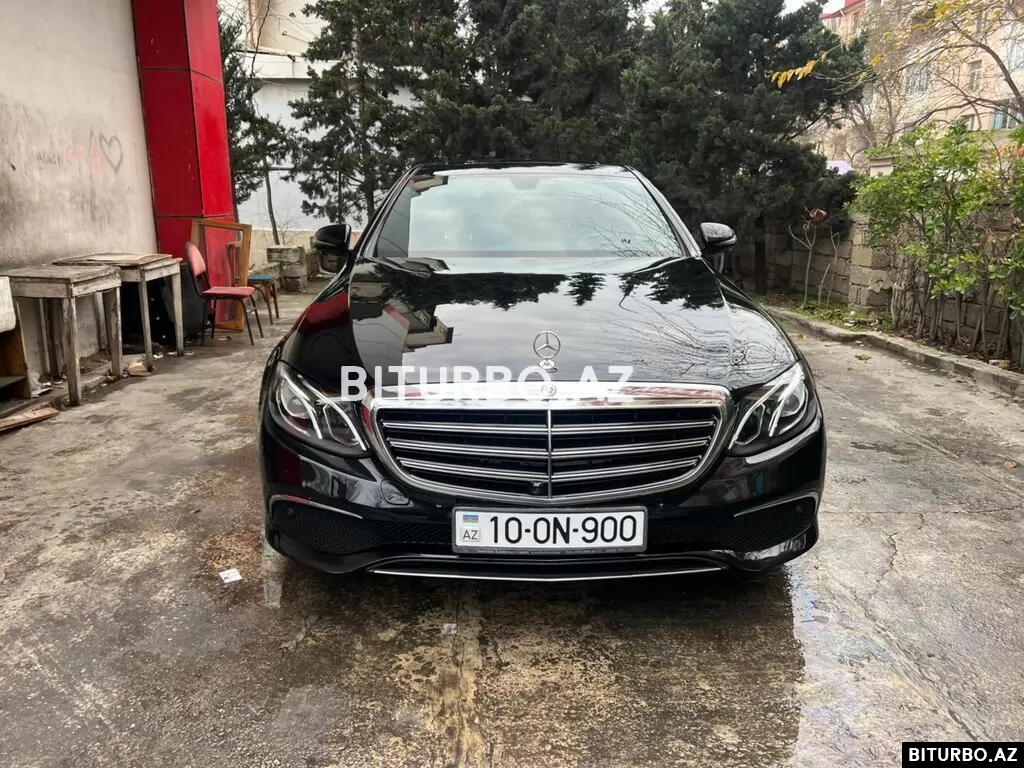 Mercedes E 300