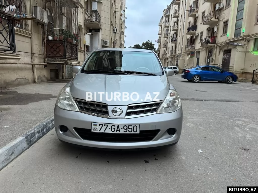 Nissan Tiida